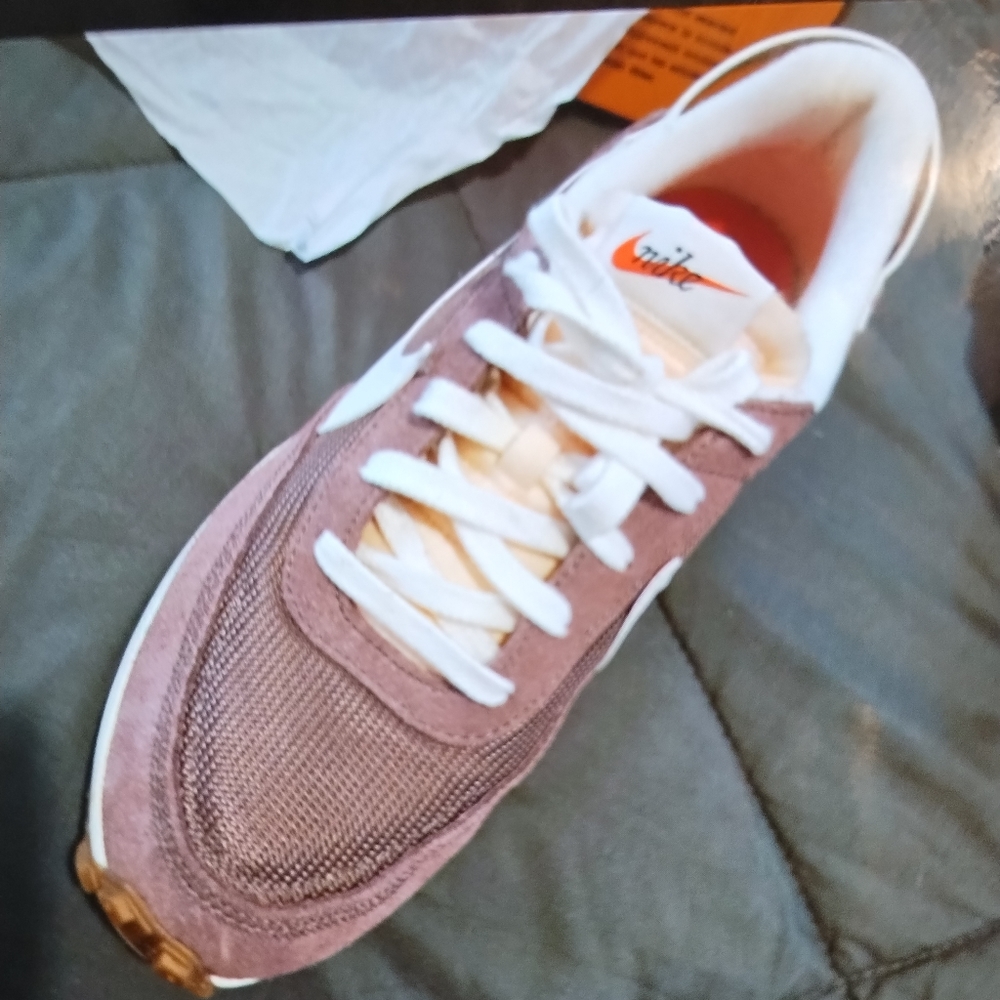Nike 10.5 New on box Waffle Shoes